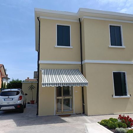 La Casa Gialla Scardovari Exterior photo